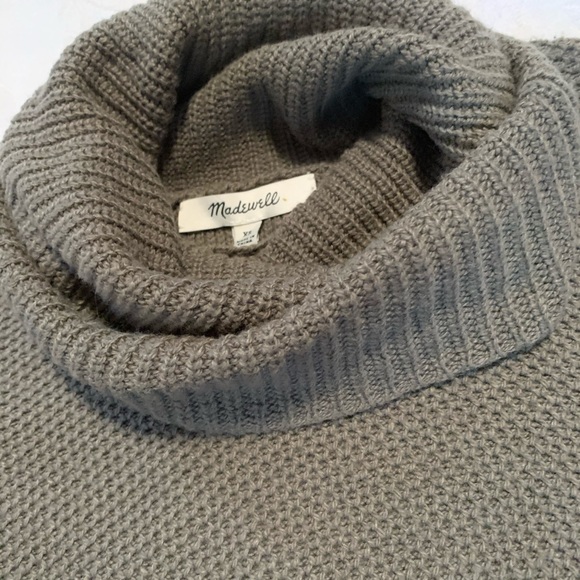 New Madewell turtleneck pullover sweater - Picture 3 of 3